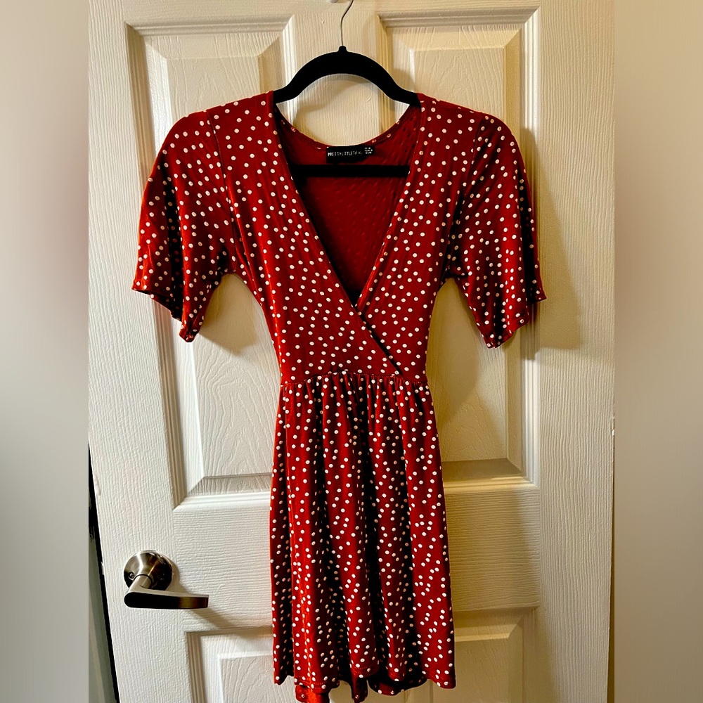 PrettyLittelThing Deep V-Neckline Dress